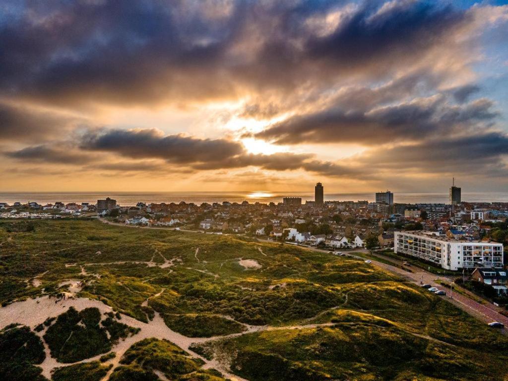 Luxury Upstairs & Downstairs Apartments Zandvoort Exterior photo